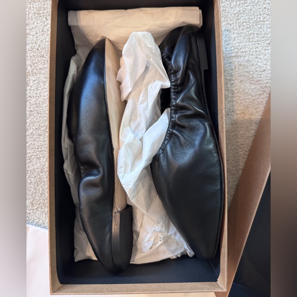 New in Box: Jamie Haller The Elastic Slippers in Black size 39